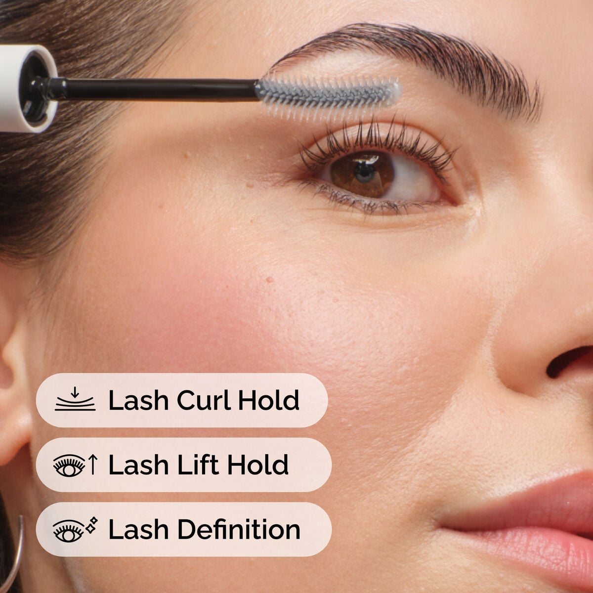 lash-curl-finisher-y9 ord-lash-curl-finisher-model-application-with-benefits.jpg
