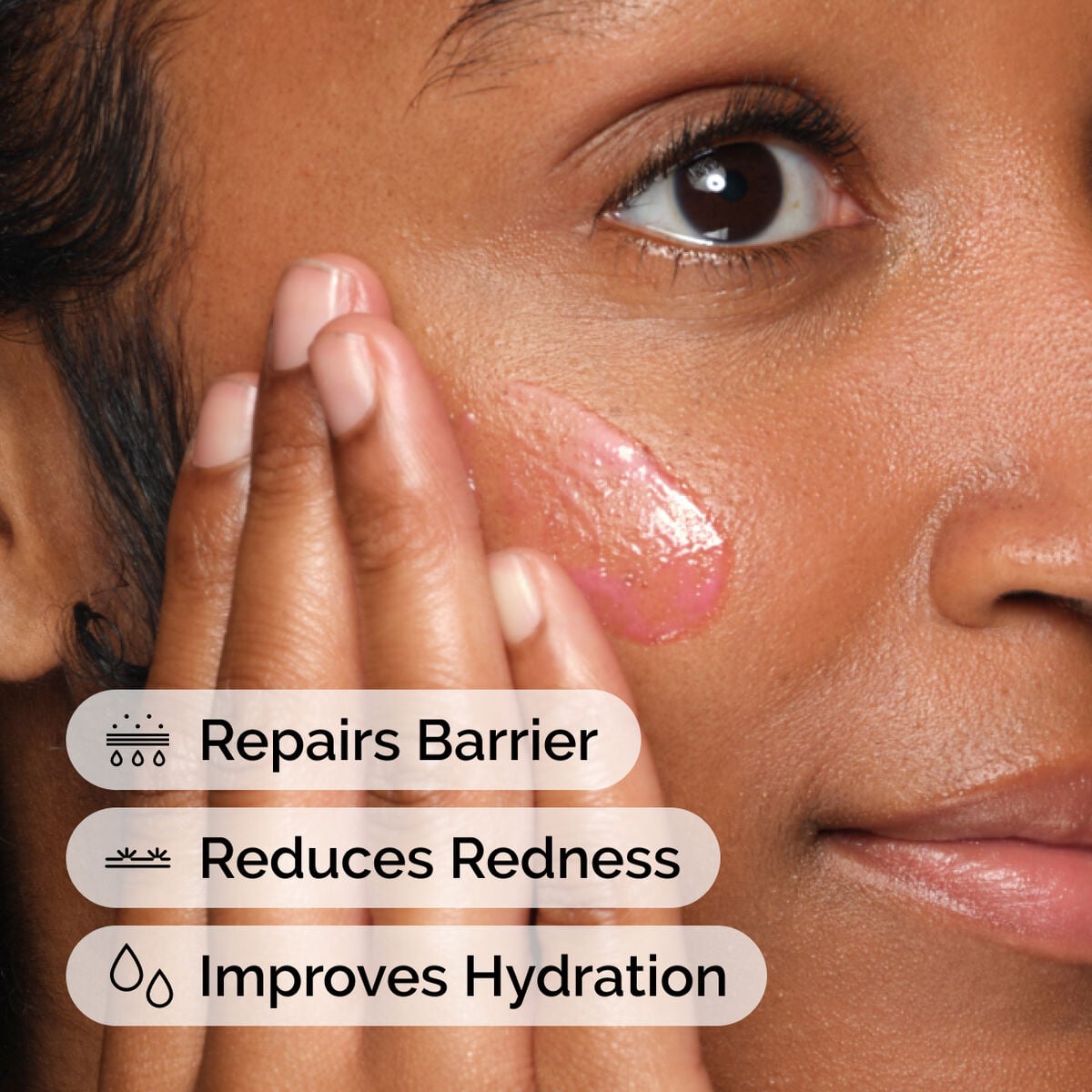 soothing-and-barrier-support-serum-set-w8 ord-soothing-barrier-support-serum-model-application-with-benefits.jpg